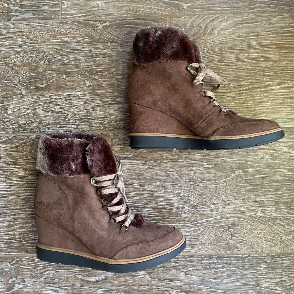 NWOT Dr. Scholls J Furry Wedge Bootie - 9.5 - Picture 5 of 8